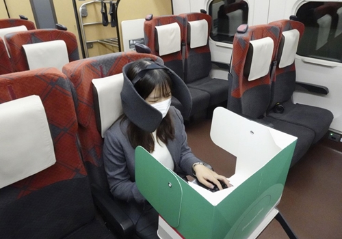 Dịch vụ làm việc trực tuyến trên tàu cao tốc Nhật Bản